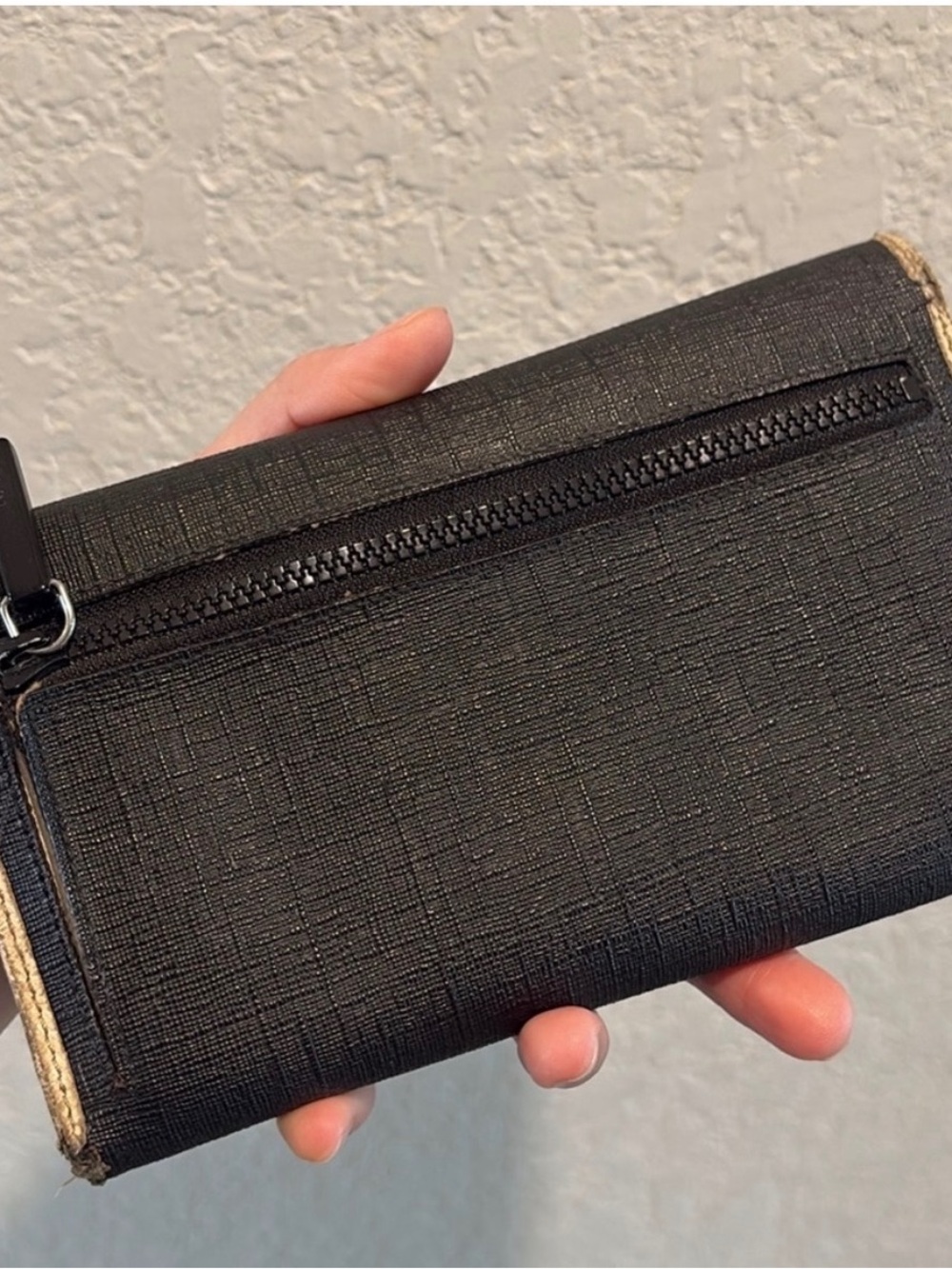 Gucci Trifold Long Snap Black Wallet - Picture 2 of 11